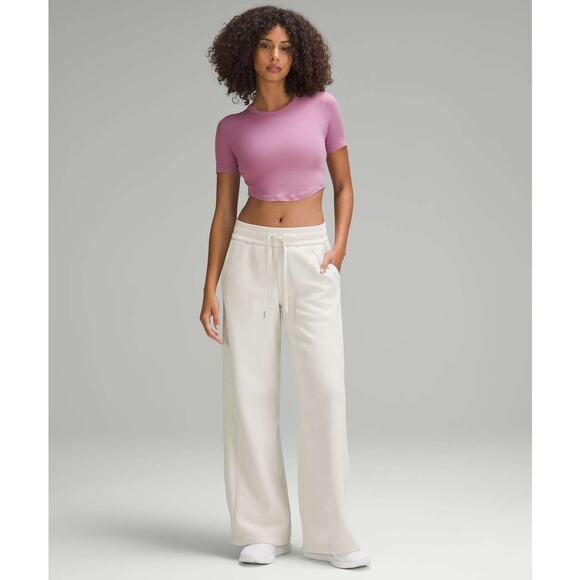 Lululemon Hold Tight Cropped T-Shirt Velvet Dust, Womens Sz 2 - Picture 2 of 9